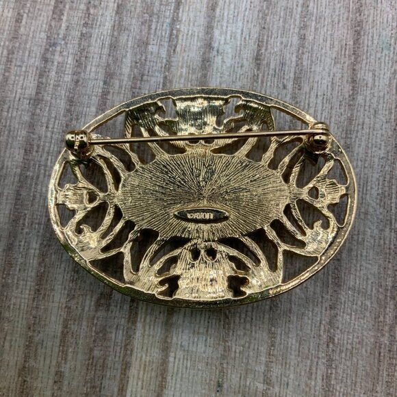 Avon Vintage Rose Floral Cameo Gold Tone Open Work Oval Brooch Pin - Picture 6 of 8